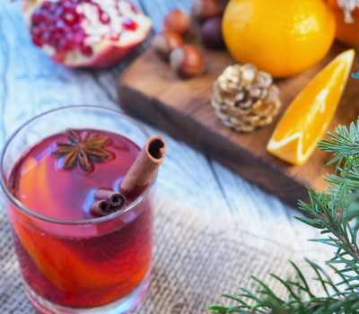 Make-Your-Holiday-Party-Memorable-with-The-Biscotti-Company-drink