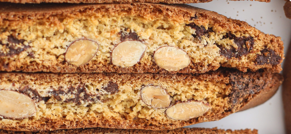 gluten-free-chocolate-almond-biscotti